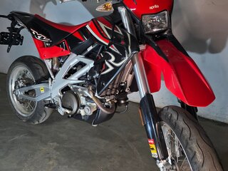 2008 Aprilia SXV 450, чёрный, 630000 рублей, вид 2