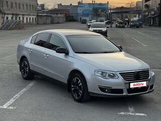 2010 Volkswagen Passat B6, серебристый, 800000 рублей, вид 3