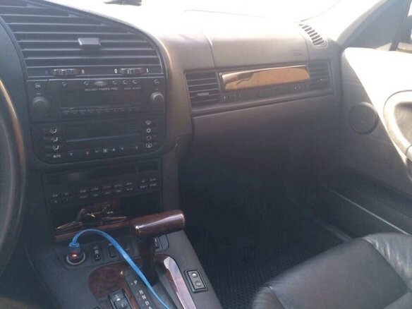 1997 BMW 3 серии 320i III (E36), красный - вид 3