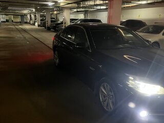 2013 BMW 5 серии 520i VI (F10/F11/F07) Рестайлинг, чёрный, 1530000 рублей, вид 2