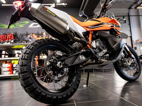 2024 KTM 890 Adventure R Rally, оранжевый, 2300000 рублей - вид 16