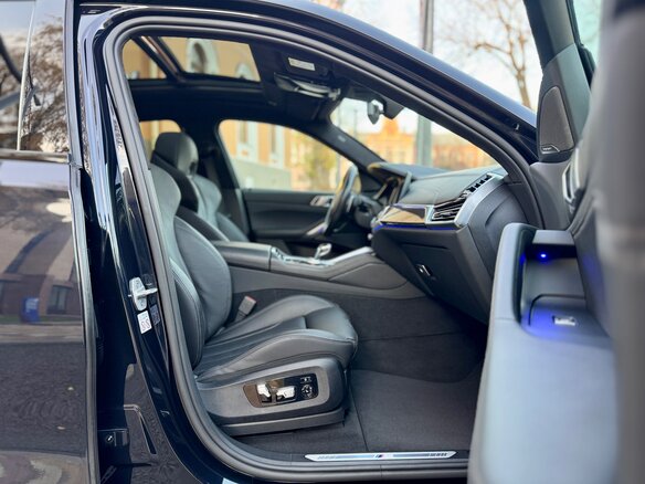 2020 BMW X6 40d III (G06), чёрный, 9490000 рублей - вид 25