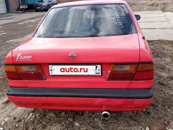 1994 Nissan Primera I (P10), красный, 95000 рублей - вид 1