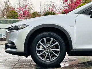 2023 Mazda CX-4 I Рестайлинг, белый, 1800000 рублей, вид 5