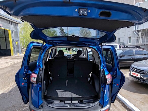 2018 Toyota Sienta II Рестайлинг, синий, 1600000 рублей - вид 10