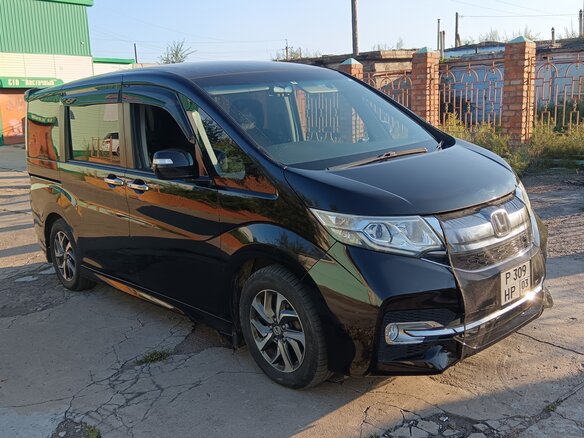2015 Honda Stepwgn Spada V, чёрный, 1650000 рублей - вид 1