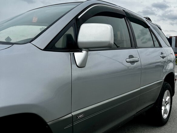 2002 Lexus RX 300 I, серебристый - вид 1