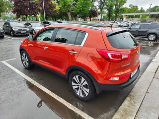2011 Kia Sportage III, оранжевый, 1500000 рублей, вид 4