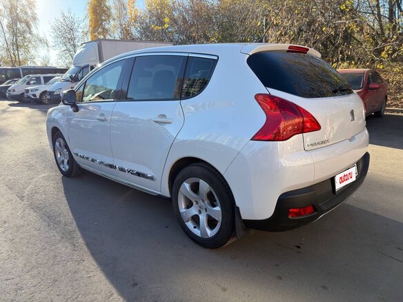 2011 Peugeot 3008 I, белый, 480000 рублей - вид 5