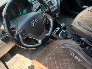 2016 Kia Rio III Рестайлинг, коричневый, 1200000 рублей, вид 4