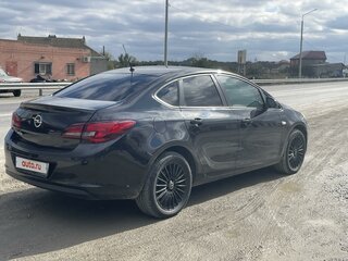 2013 Opel Astra J Рестайлинг, чёрный, 1050000 рублей, вид 4