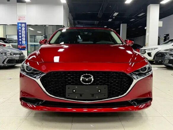 2021 Mazda 3 Axela IV (BP), красный, 1820000 рублей