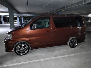 1999 Nissan Elgrand I (E50), коричневый, 1600000 рублей, вид 5