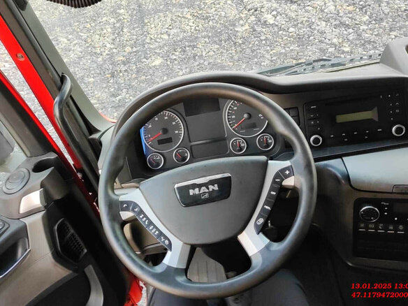 2012 MAN TGX, красный, 2800000 рублей - вид 11