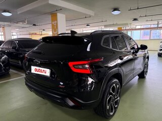 2023 Chevrolet Trax II, чёрный, 1650000 рублей, вид 4