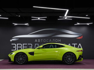 2018 Aston Martin V8 Vantage IV, зелёный, 14500000 рублей, вид 2