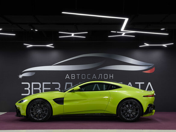 2018 Aston Martin V8 Vantage IV, зелёный - вид 1