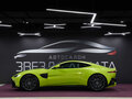 2018 Aston Martin V8 Vantage IV, зелёный - вид 1