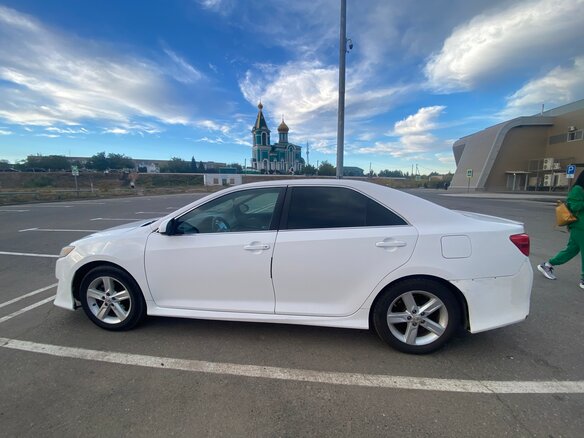 2012 Toyota Camry Japan Market VII (XV50), белый, 1250000 рублей - вид 4
