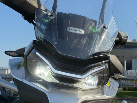 2023 CFMoto 800MT Touring, синий, 999999 рублей, вид 4