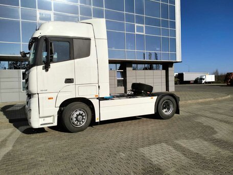 2023 Foton Auman EST A, белый, 6490000 рублей, вид 3