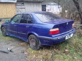 1992 BMW 3 серии 318i III (E36), синий, 135000 рублей, вид 3