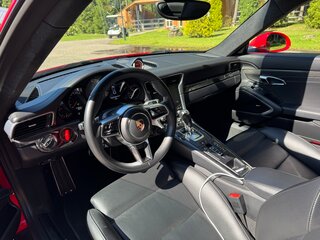 2015 Porsche 911 Carrera S VII (991) Рестайлинг, красный, 8500000 рублей, вид 3