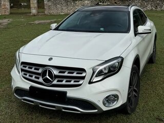 2019 Mercedes-Benz GLA 220 I (X156) Рестайлинг, белый, 2600000 рублей, вид 3