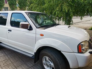 2014 Nissan NP300, белый, 2500000 рублей, вид 5