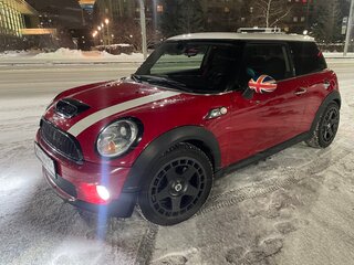 2008 Mini Hatch Cooper S II (R56), красный, 999990 рублей, вид 3