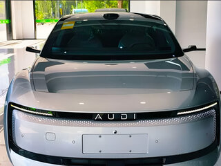 2026 Audi E5 83 kWh, серебристый, 5390000 рублей, вид 1