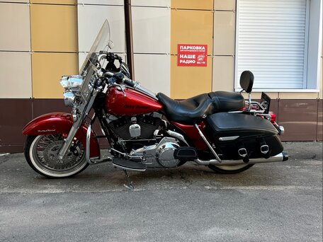 2008 Harley-Davidson Road King, красный, 800000 рублей, вид 4