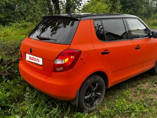 2011 Skoda Fabia II Рестайлинг, серый, 550000 рублей, вид 5