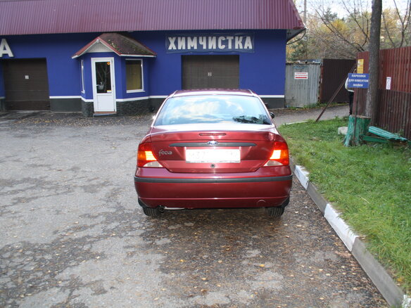 2003 Ford Focus I Рестайлинг, пурпурный - вид 15