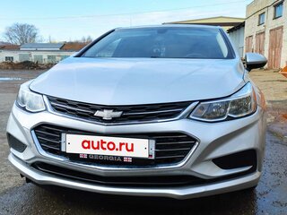 2018 Chevrolet Cruze II, серебристый, 830000 рублей, вид 1