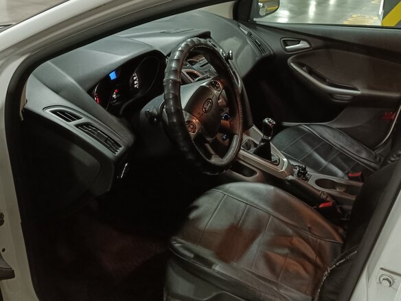 2012 Ford Focus III, белый, 700000 рублей - вид 5