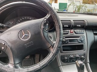 2000 Mercedes-Benz C-Класс 200 II (W203), серебристый, 600000 рублей, вид 4