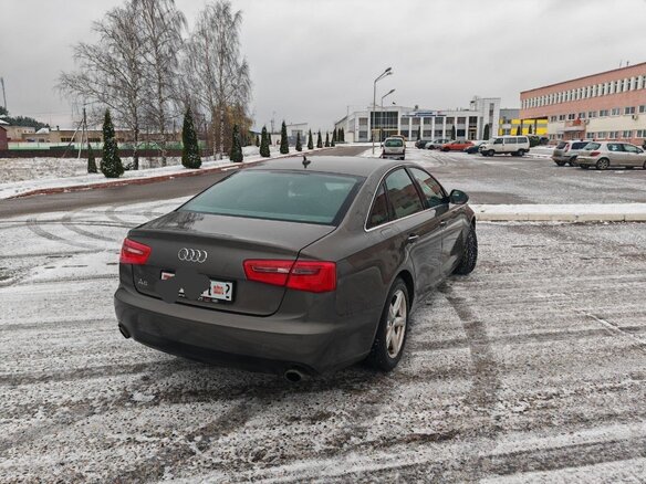2012 Audi A6 IV (C7), коричневый, 1800000 рублей - вид 2