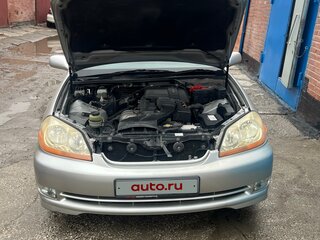 2003 Toyota Mark II IX (X110), серебристый, 950000 рублей, вид 2
