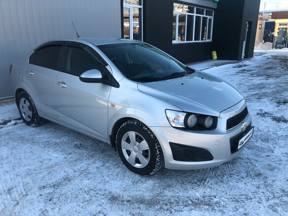 2015 Chevrolet Aveo II, серебристый