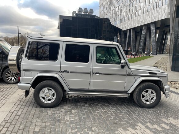 2002 Mercedes-Benz G-Класс 500 II (W463), серебристый - вид 3