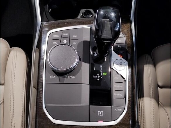 2022 BMW 3 серии 318i VII (G2x), чёрный, 2113009 рублей - вид 17