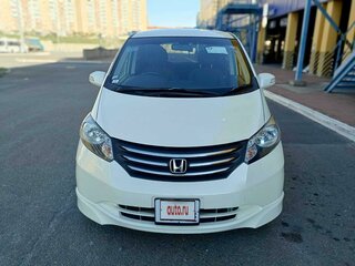 2010 Honda Freed I, белый, 1180000 рублей, вид 2