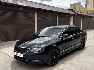 2013 Skoda Superb DSG II Рестайлинг, чёрный, 1450000 рублей, вид 1