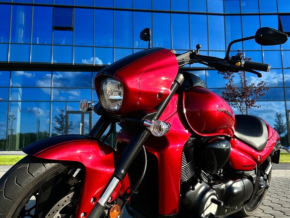 2021 Suzuki Boulevard M109R, красный, 1500000 рублей - вид 2