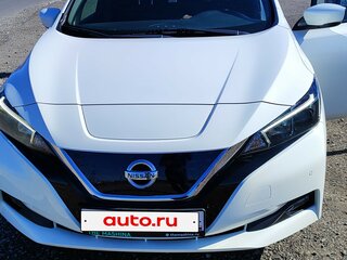 2018 Nissan Leaf II (ZE1), белый, 2300000 рублей, вид 3