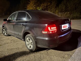 2015 Volkswagen Polo V Рестайлинг, чёрный, 750000 рублей, вид 3