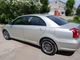 2004 Toyota Avensis II, серебристый, 899999 рублей, вид 4