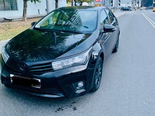 2014 Toyota Corolla XI (E160, E170, E180), чёрный, 1000000 рублей, вид 1