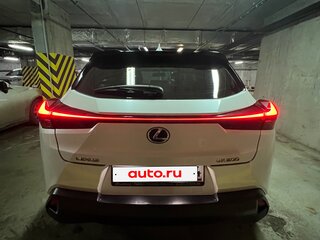 2019 Lexus UX 200 I, белый, 3100000 рублей, вид 4